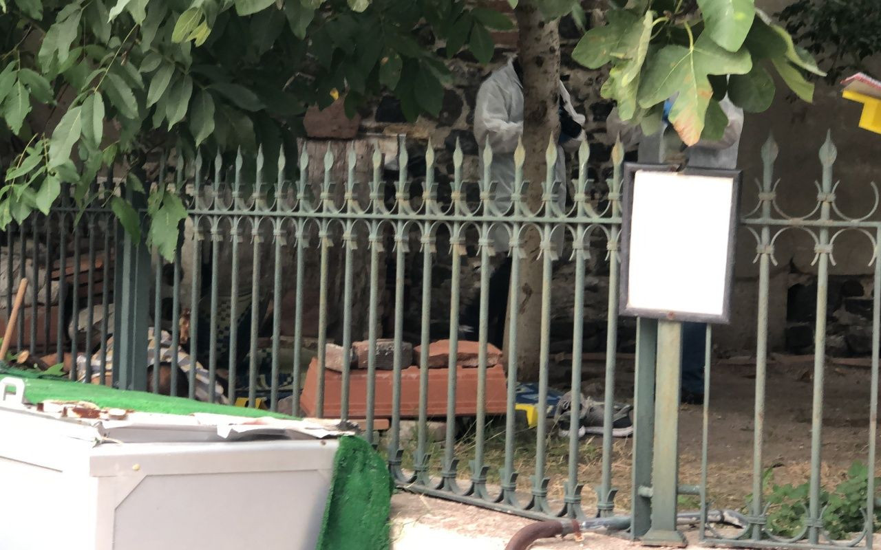 Cami avlusunda sırtından bıçaklandı - Sayfa 7