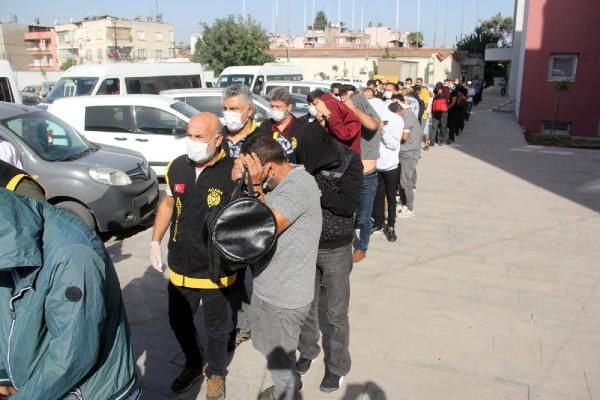 Swinger partisine katılan su tesisatçısı, kendisini diş hekimi olarak tanıtıp çiftleri dolandırmış! - Sayfa 14