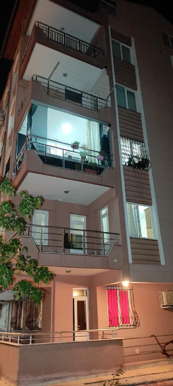 Masaj masasının yanında çıplak halde ölü bulundu - Sayfa 5