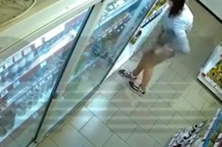 Genç kadın çaldığı ürünleri iç çamaşırına sakladı! - Sayfa 5