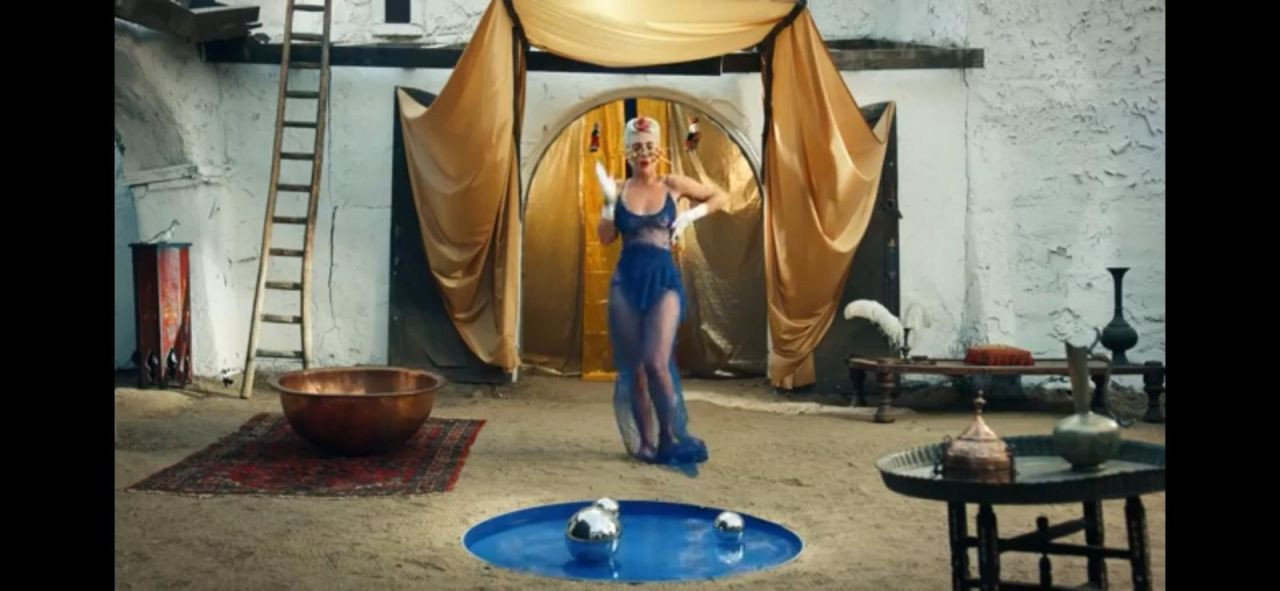 Gaga Ermenistan'ı savaşa kliple hazırladı! - Sayfa 11