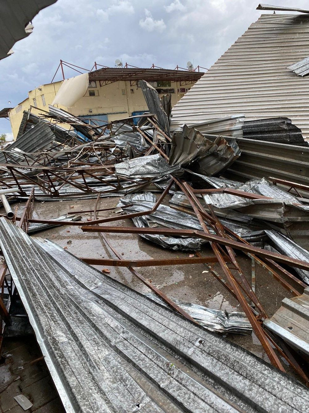 Antalya'da fırtına ve dolu can aldı - Sayfa 10