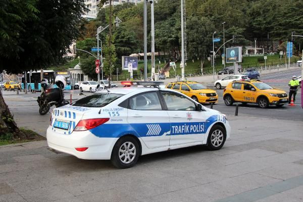 İstanbul'da toplu taşımada sosyal mesafe ihlali! - Sayfa 13