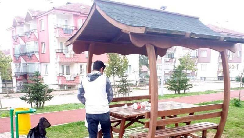 Masada bıraktığı çöpleri toplamak şartını yerine getirdi, unuttuğu kimliğini aldı! - Sayfa 5