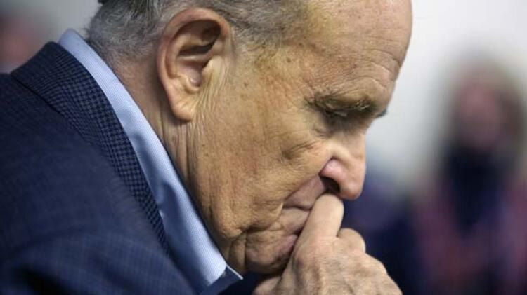 Utanç verici görüntüler deprem etkisi yarattı! - Sayfa 12