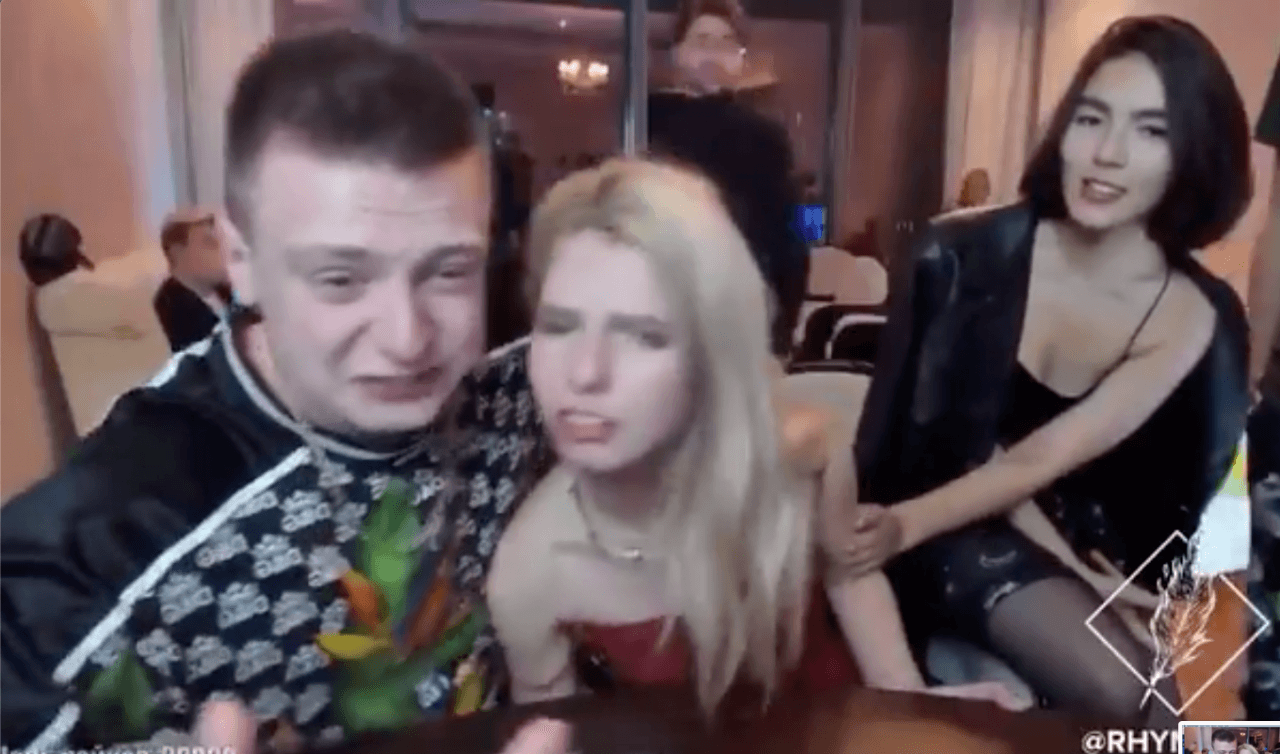 Rus fenomen çıplak resmini vermeyen kadını dövdü - Sayfa 6