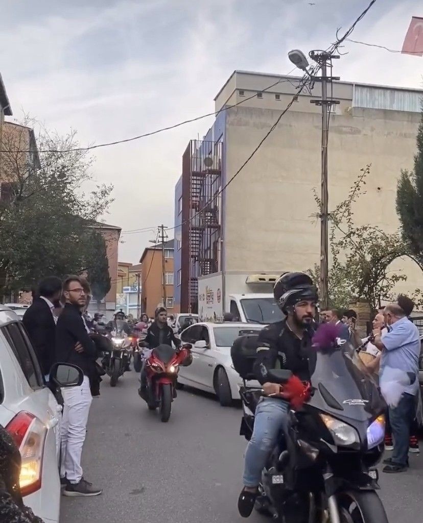 İstanbul'da düğün konvoyu terörü - Sayfa 8