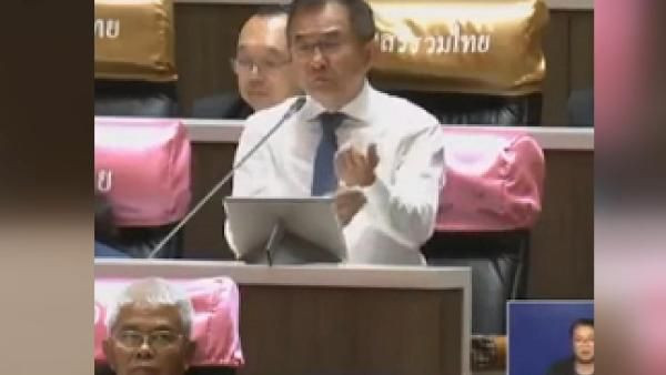 Muhalefet milletvekili bıçakla kolunu kesti - Sayfa 5