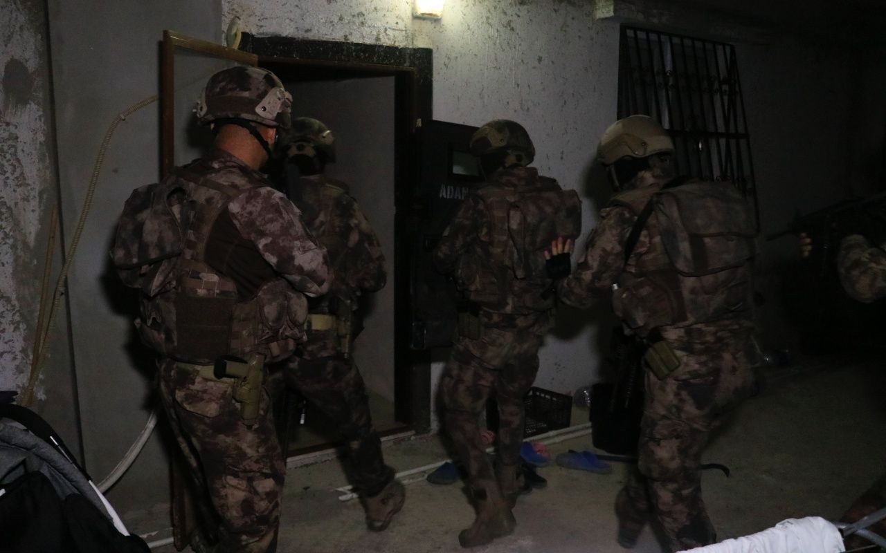 Özel harekat şafak vakti kapıya dayandı - Sayfa 9