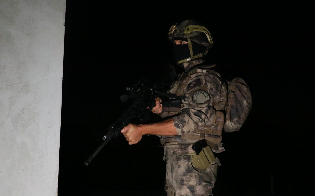 Özel harekat şafak vakti kapıya dayandı - Sayfa 6