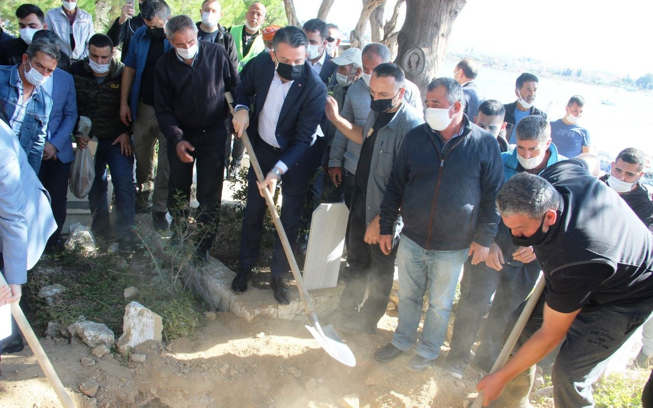 Tsunamide ölen yaşlı kadına veda - Sayfa 7