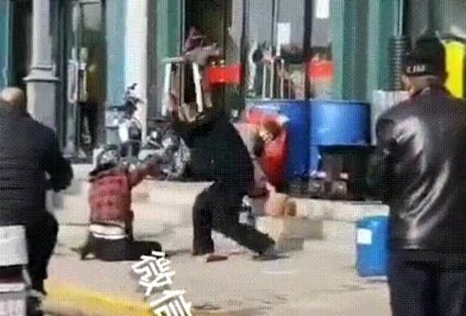 Tartıştığı karısını sokak ortasında kafasını kaldırım taşıyla ezerek öldürdü! - Sayfa 5