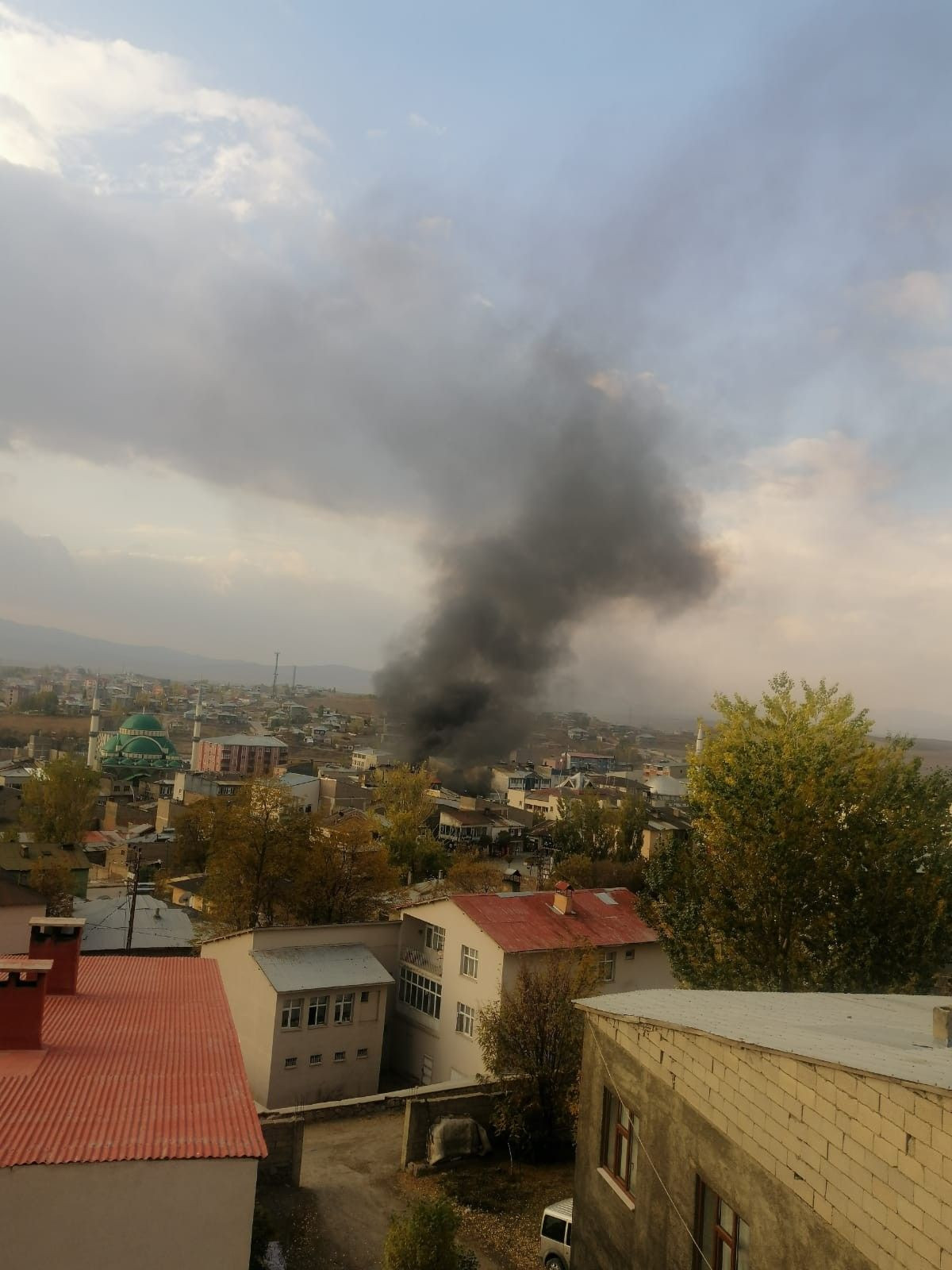 Van'da halk pazarında büyük yangın - Sayfa 6