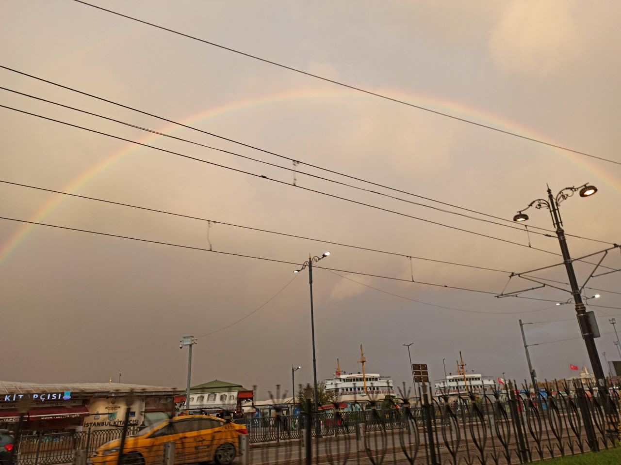 Gökkuşağı İstanbul'u kuşak gibi sardı - Sayfa 6