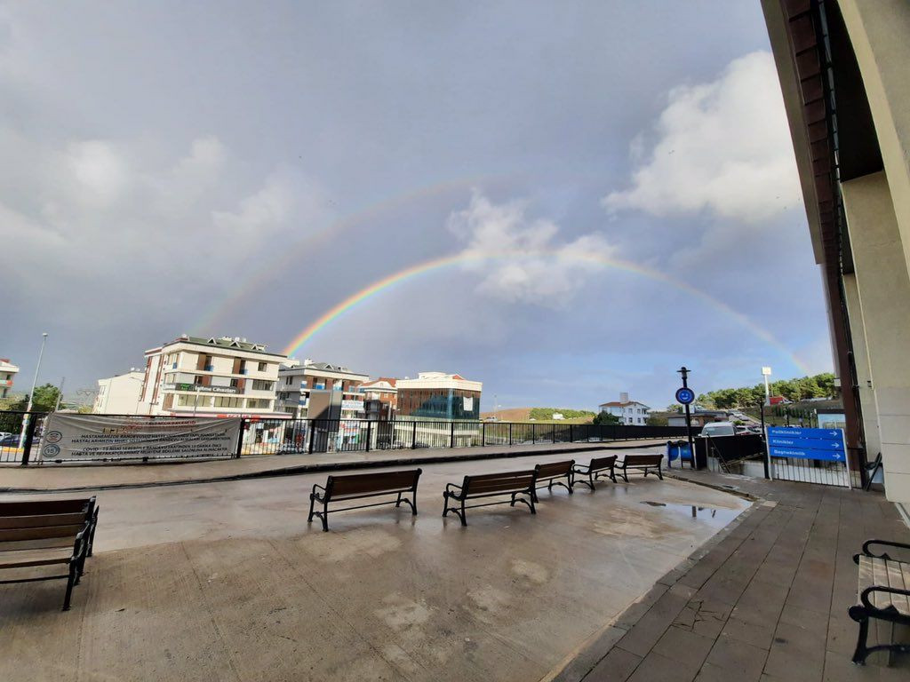 Gökkuşağı İstanbul'u kuşak gibi sardı - Sayfa 11