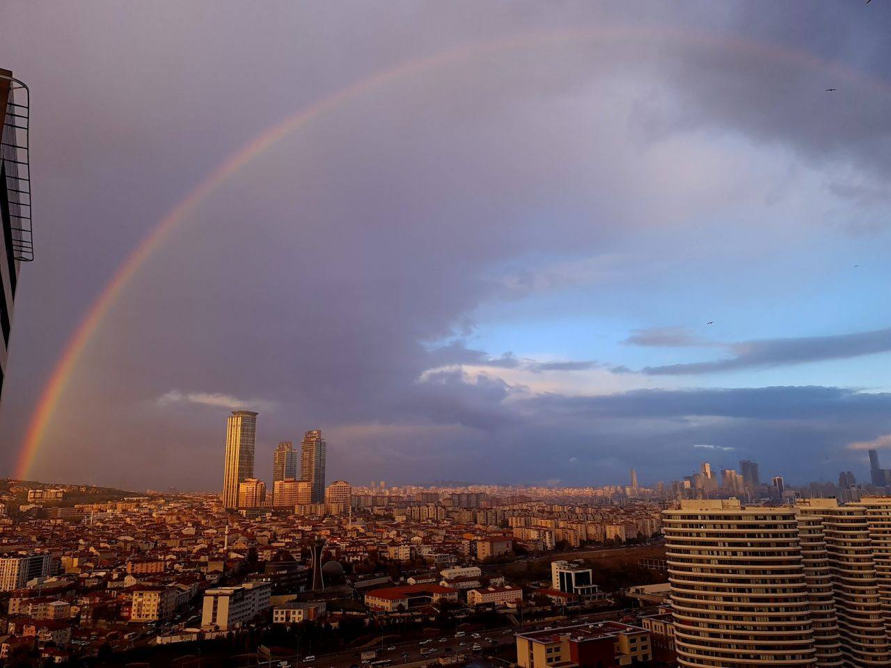 Gökkuşağı İstanbul'u kuşak gibi sardı - Sayfa 8