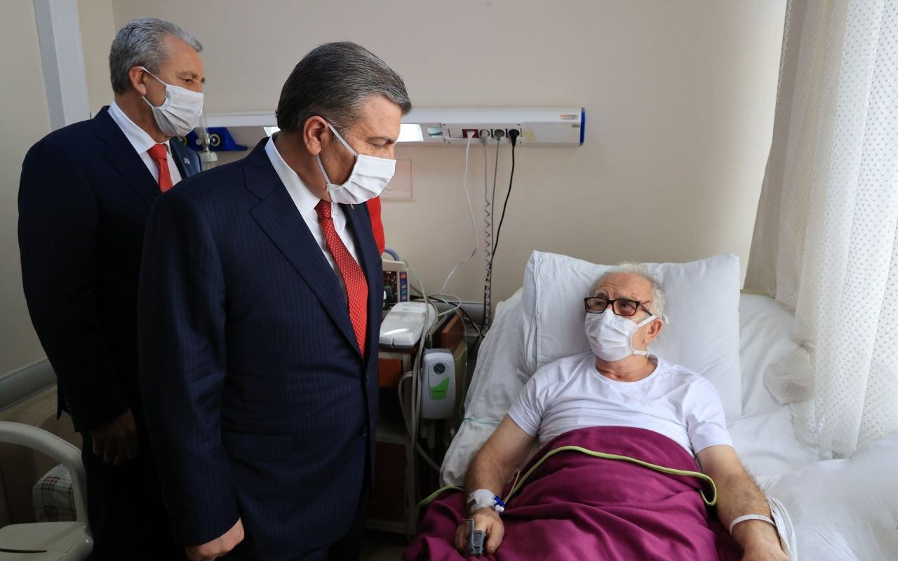 Bakan Koca'dan yaralı depremzedelere ziyaret - Sayfa 14