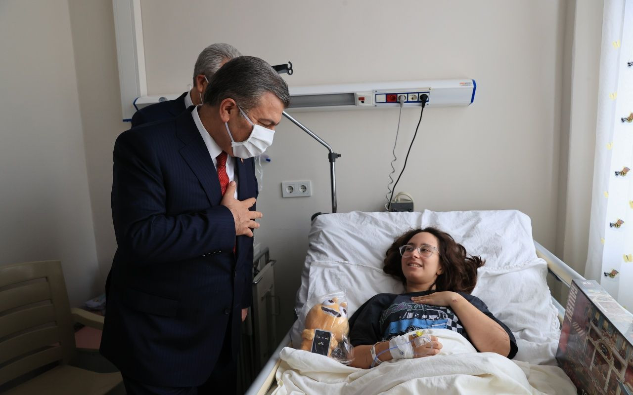 Bakan Koca'dan yaralı depremzedelere ziyaret - Sayfa 6