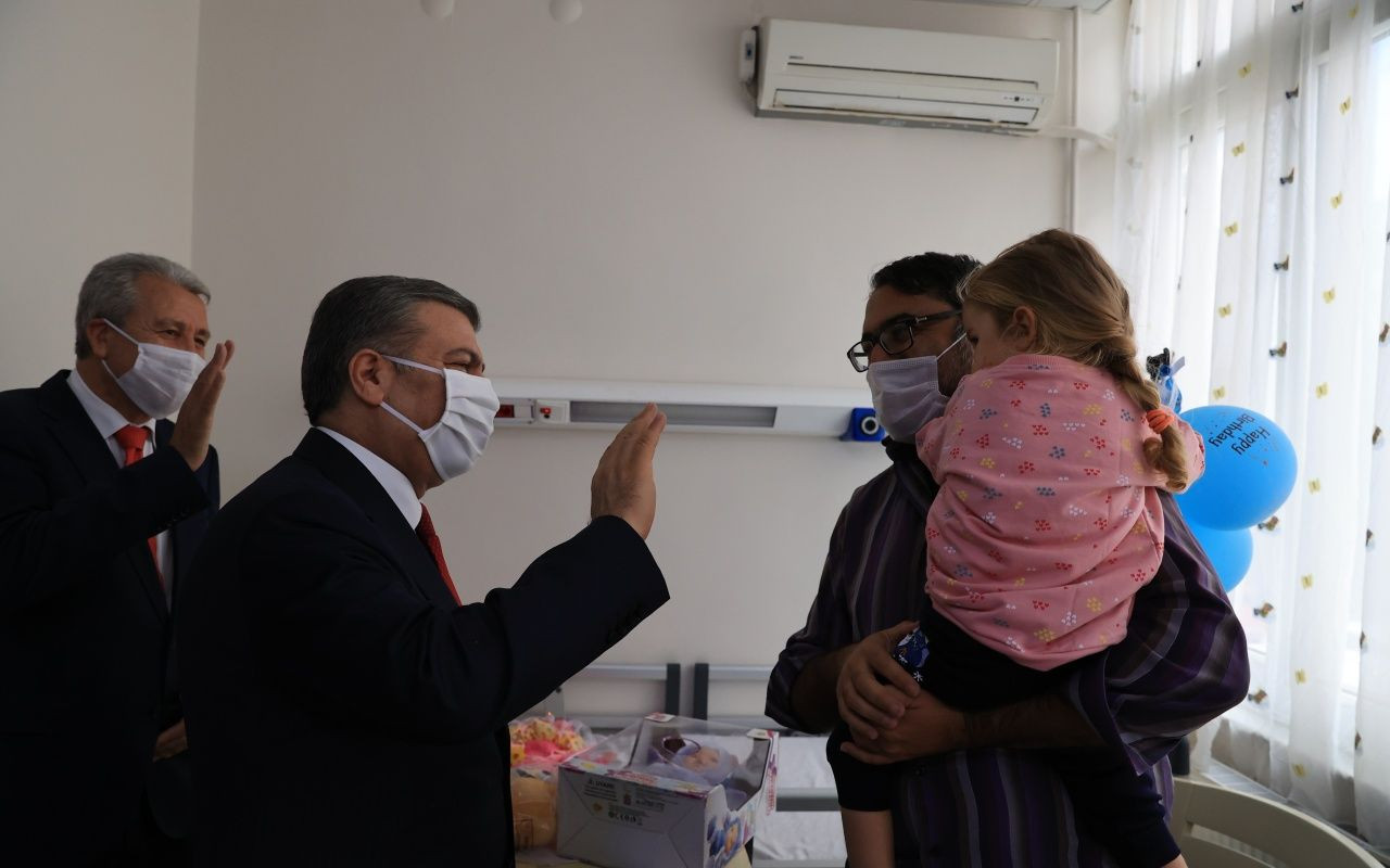 Bakan Koca'dan yaralı depremzedelere ziyaret - Sayfa 7