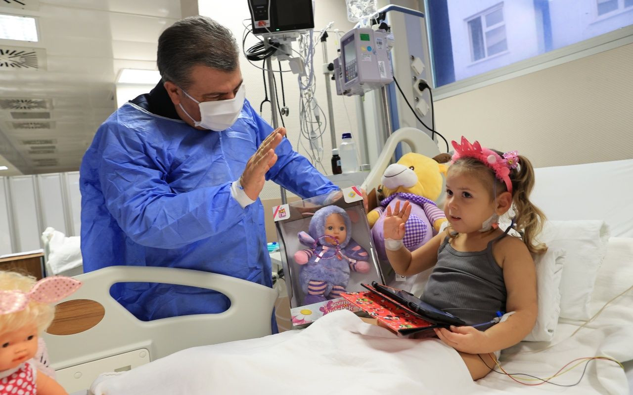 Bakan Koca'dan yaralı depremzedelere ziyaret - Sayfa 13