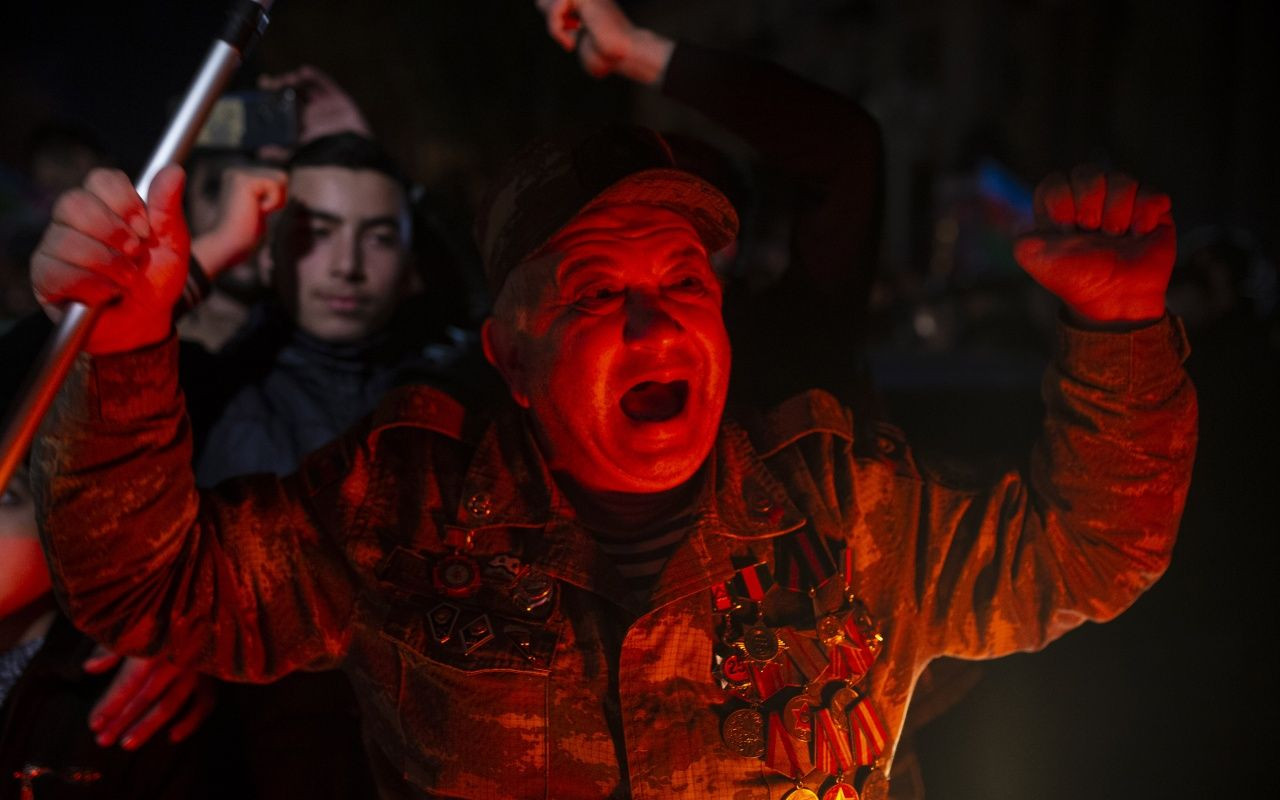 Azerbaycan halkı sevinçten uyuyamadı - Sayfa 16