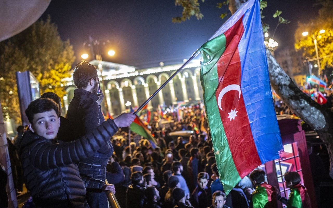 Azerbaycan halkı sevinçten uyuyamadı - Sayfa 19