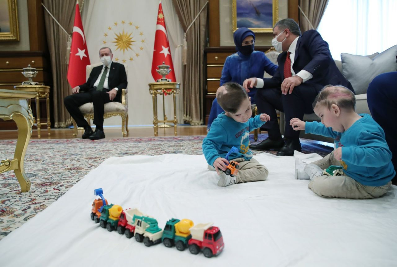 Siyam ikizleri Derman ve Yiğit'i ağırladı - Sayfa 5