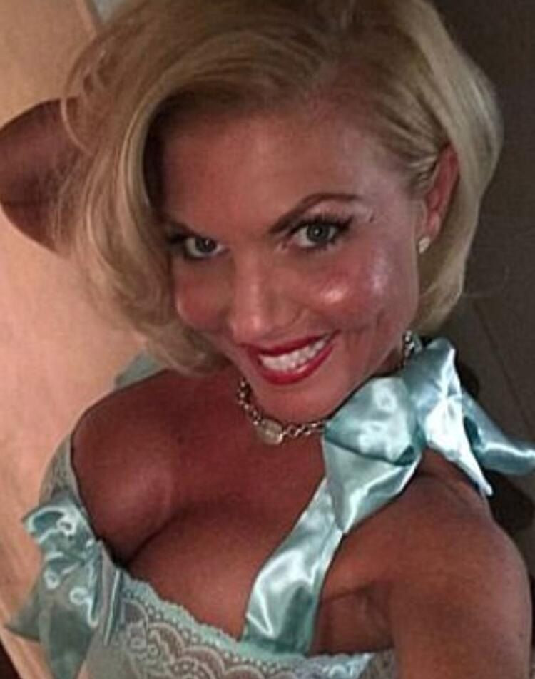 Kamera önünde striptiz yapıyordu... Kocası içki şişesiyle öldürdü! - Sayfa 19