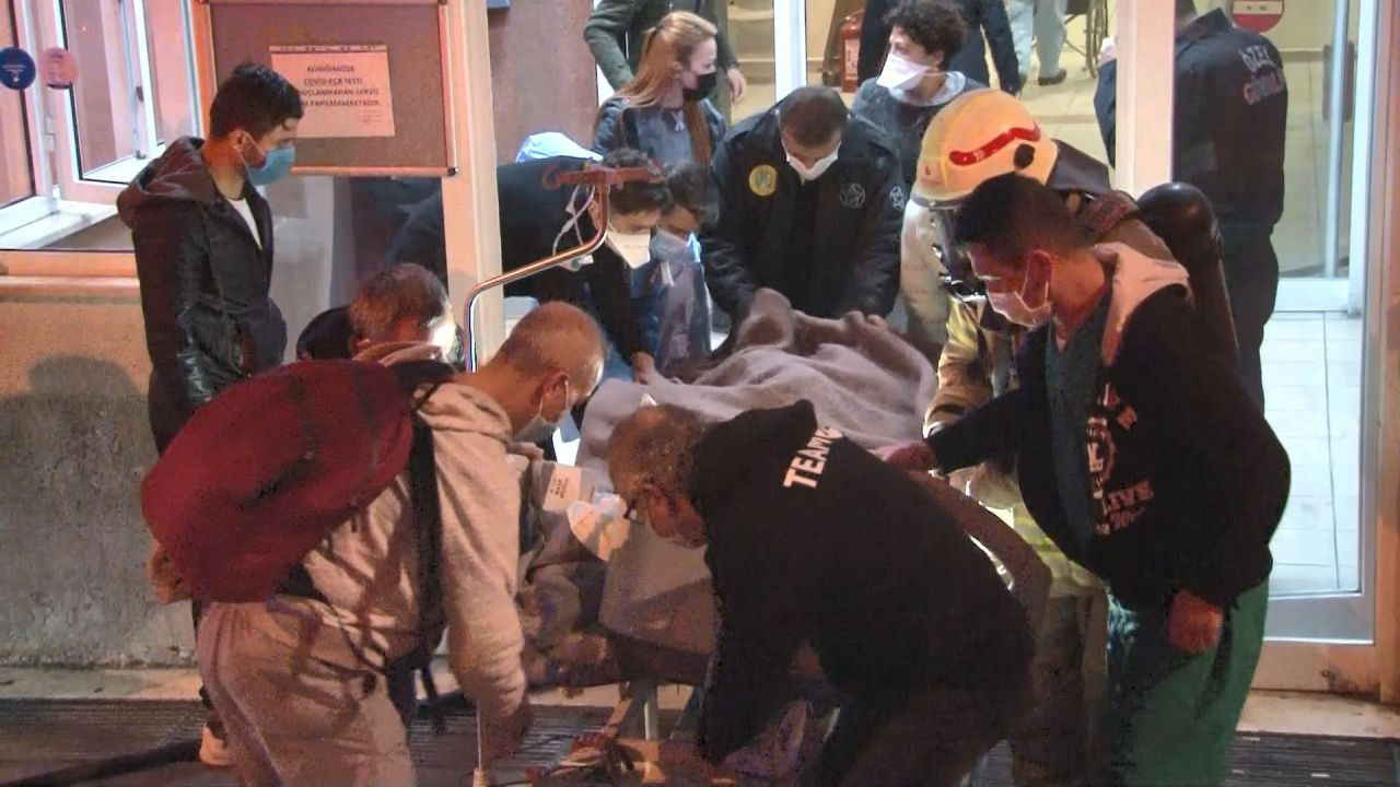 Cerrahpaşa'da sabaha karşı yangın! - Sayfa 5