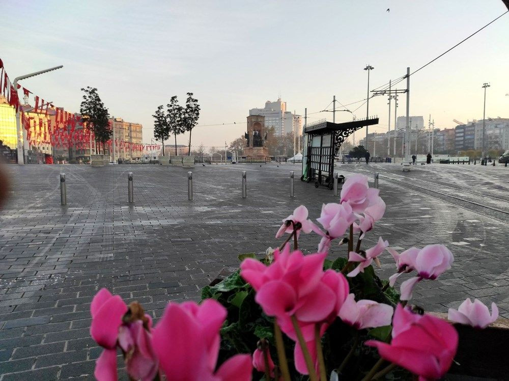 Hafta sonu kısıtlamasında ilk gün - Sayfa 5