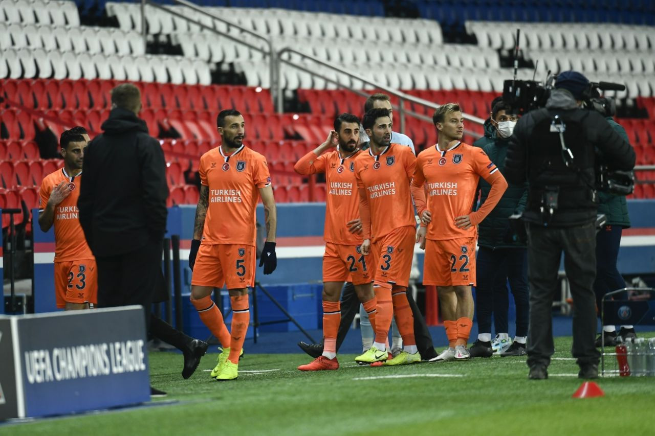 İşte maçın durduğu o anlar - Sayfa 9