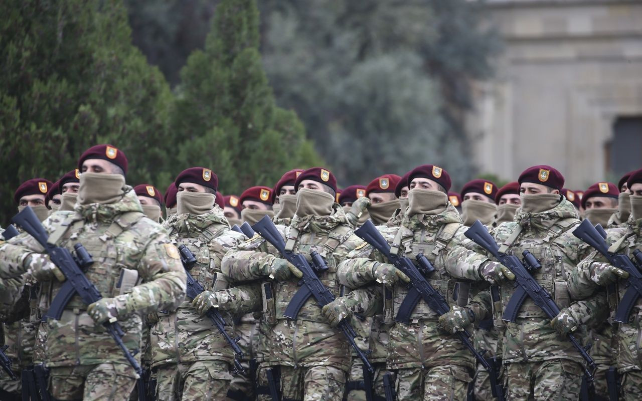 Bakü'deki tarihi kutlamadan kareler - Sayfa 16