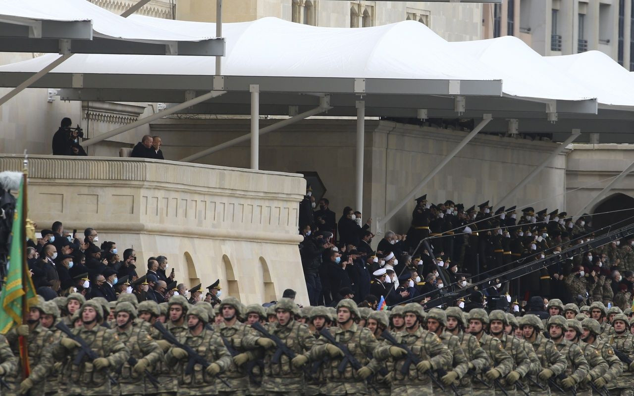 Bakü'deki tarihi kutlamadan kareler - Sayfa 23