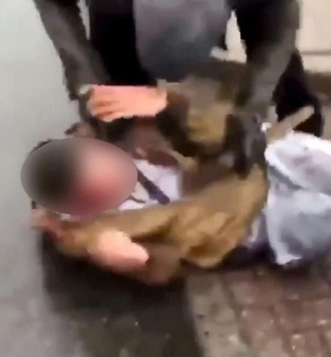 Markette genç kıza cinsel organını gösteren adamı linç ettiler! - Sayfa 5