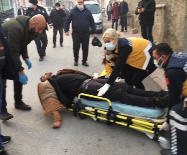 Eşini sokak ortasında öldürüp intihara kalkıştı - Sayfa 11