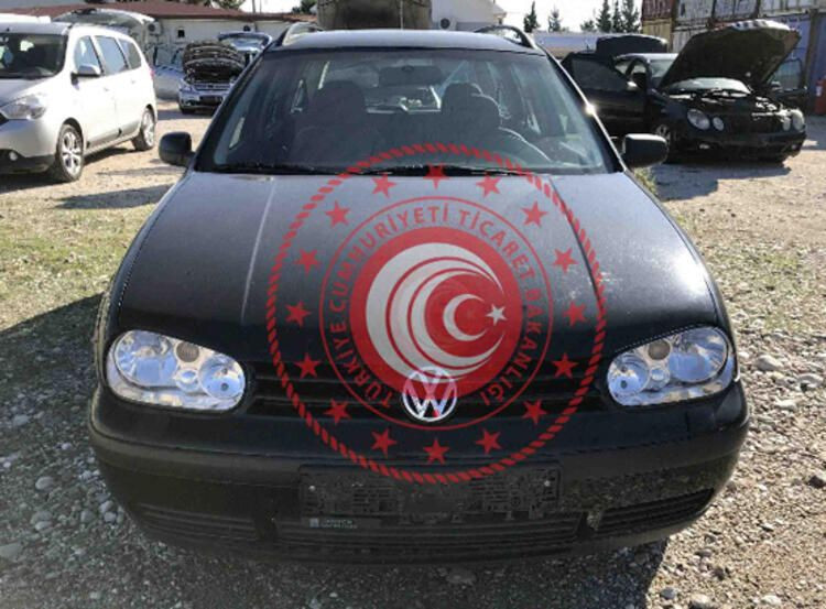 Bu lüks otomobil 50 bin lira - Sayfa 16