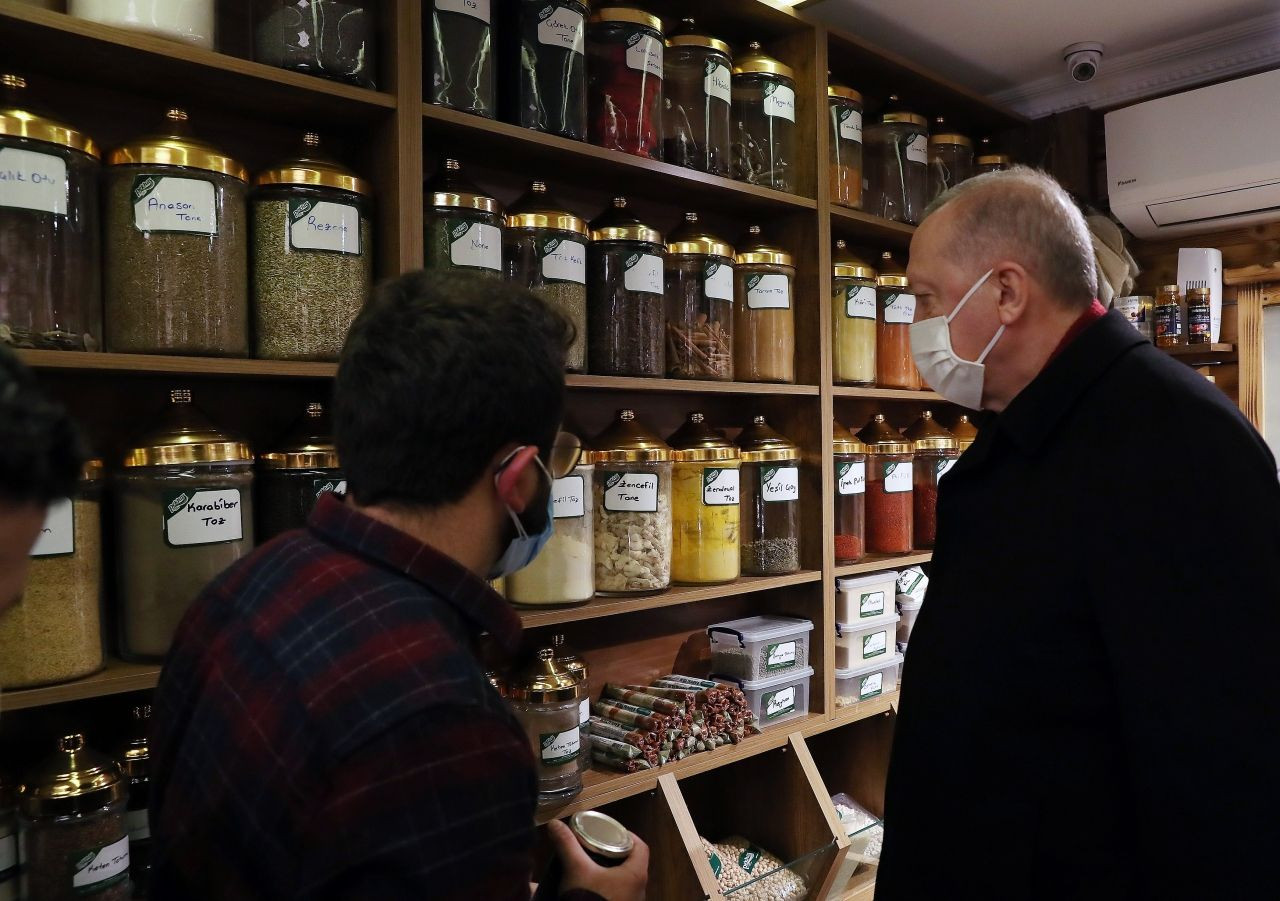 Cumhurbaşkanı Erdoğan'dan vatandaşa tatlı ikramı - Sayfa 11