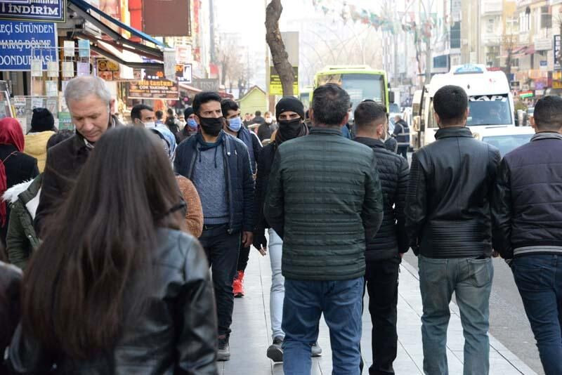 Diyarbakır'da kısıtlamanın ardından korkutan yoğunluk! - Sayfa 6