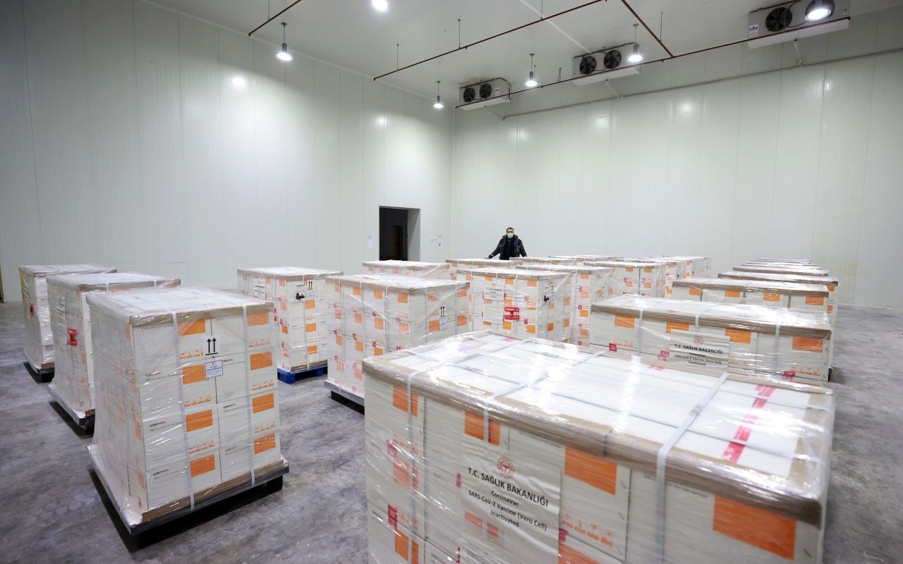 Korona aşıları Sağlık Bakanlığı depolarında - Sayfa 16