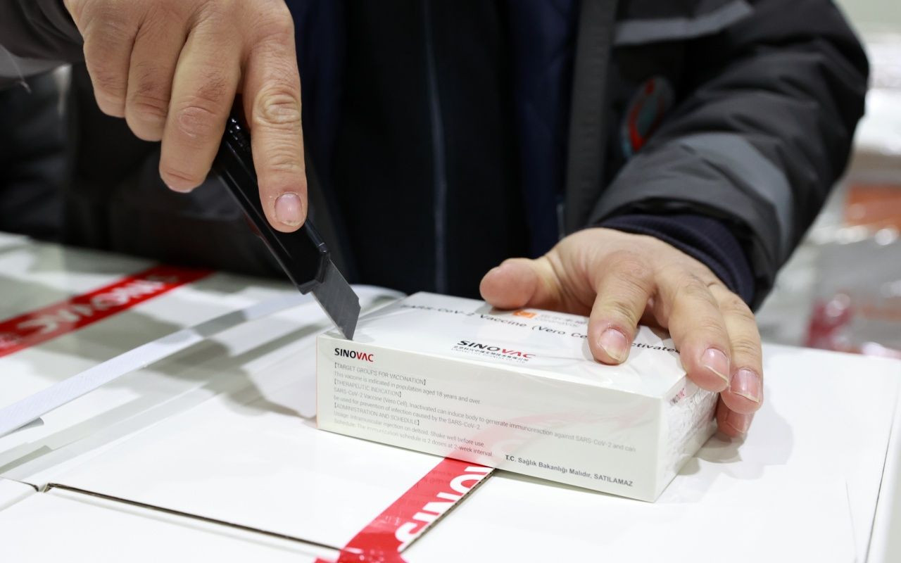 Korona aşıları Sağlık Bakanlığı depolarında - Sayfa 14