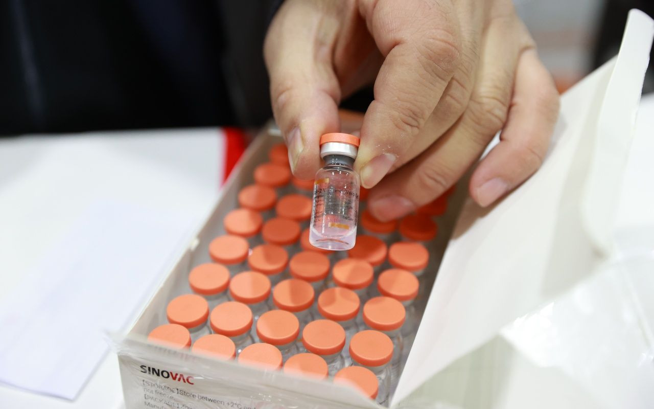 Korona aşıları Sağlık Bakanlığı depolarında - Sayfa 11