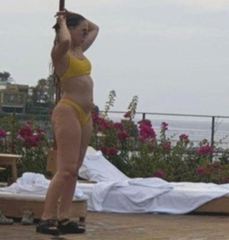 Duygu Özaslan yeni pozlarıyla dikkat çekti! - Sayfa 8