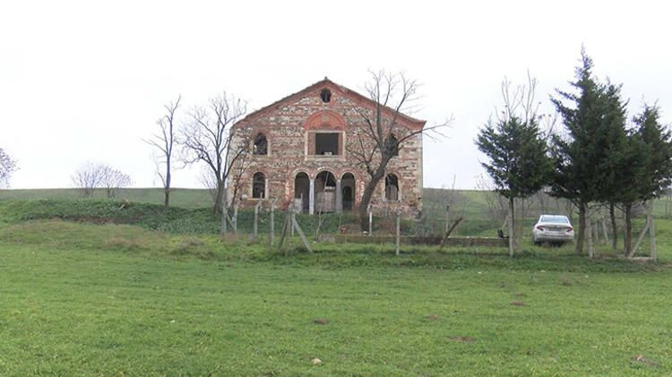 250 yıllık manastır şapeli defineci kazıları nedeniyle yıkıldı! - Sayfa 12