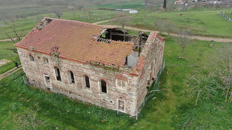 250 yıllık manastır şapeli defineci kazıları nedeniyle yıkıldı! - Sayfa 21