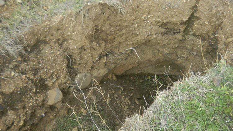 250 yıllık manastır şapeli defineci kazıları nedeniyle yıkıldı! - Sayfa 7