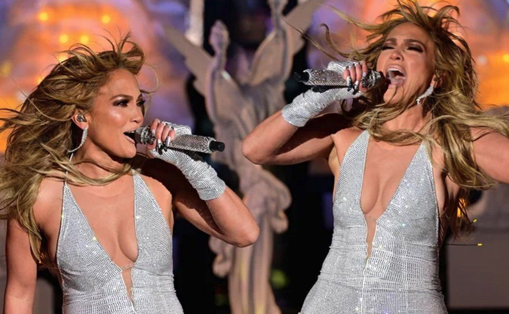 Jennifer Lopez kırmızı bikinisiyle ortalığı yaktı geçti! - Sayfa 10