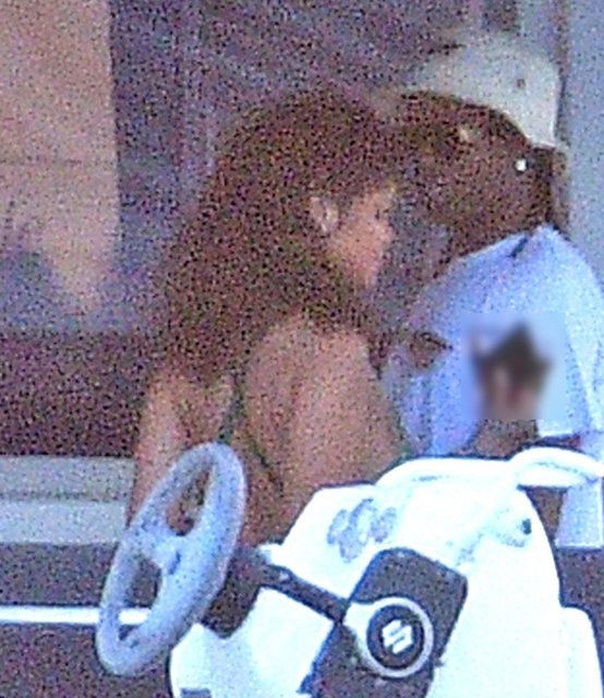 Kendi iç çamaşır markasının tanıtımını yapan Rihanna izleyenleri büyüledi! - Sayfa 8