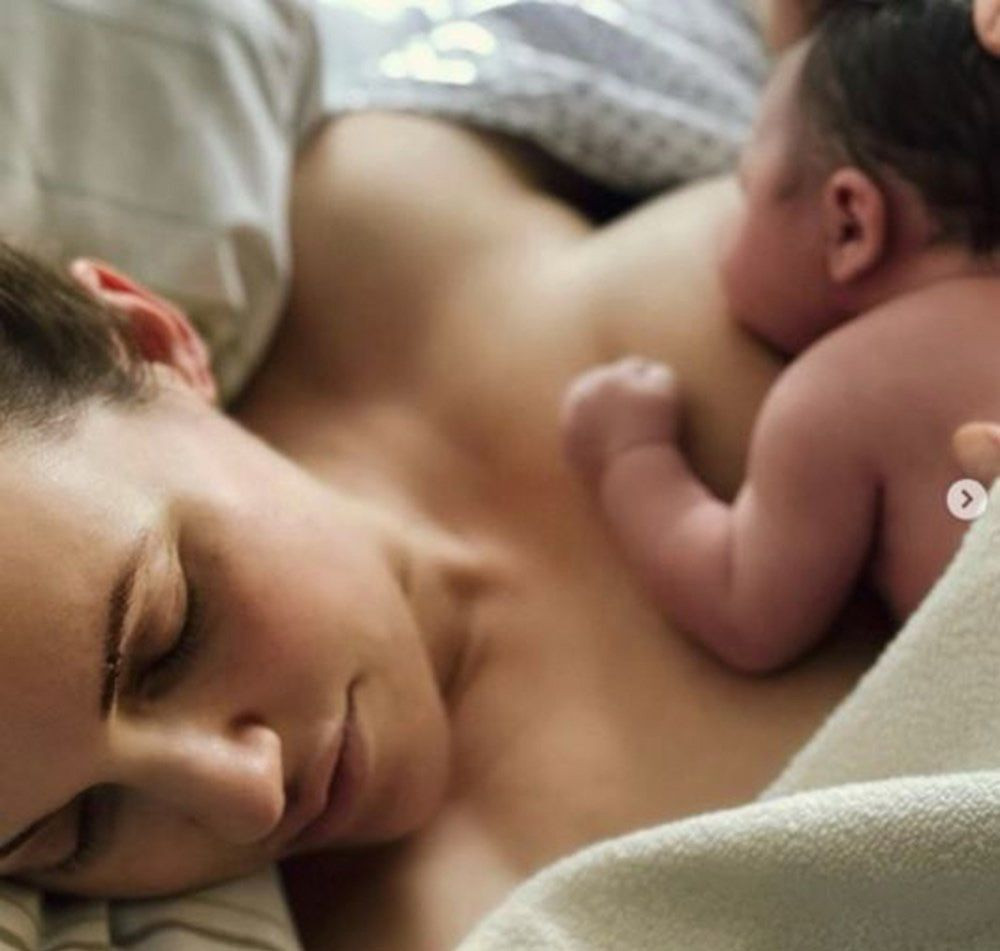 İkinci kez annelik sevinci yaşayan Meryem Uzerli kızının yüzünü ilk kez gösterdi! - Sayfa 6