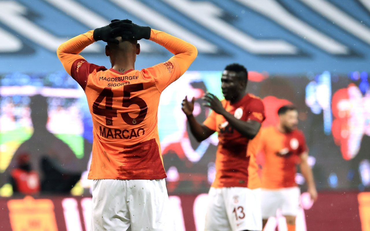 Spor yazarları derbiyi değerlendirdi - Sayfa 16