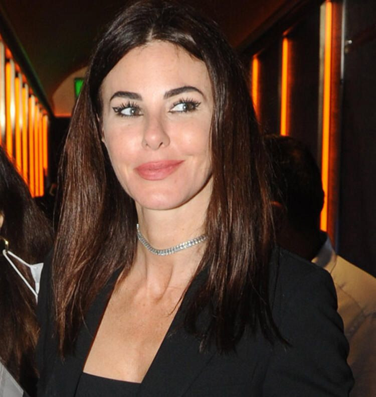 Defne Samyeli'ye haciz şoku! - Sayfa 6